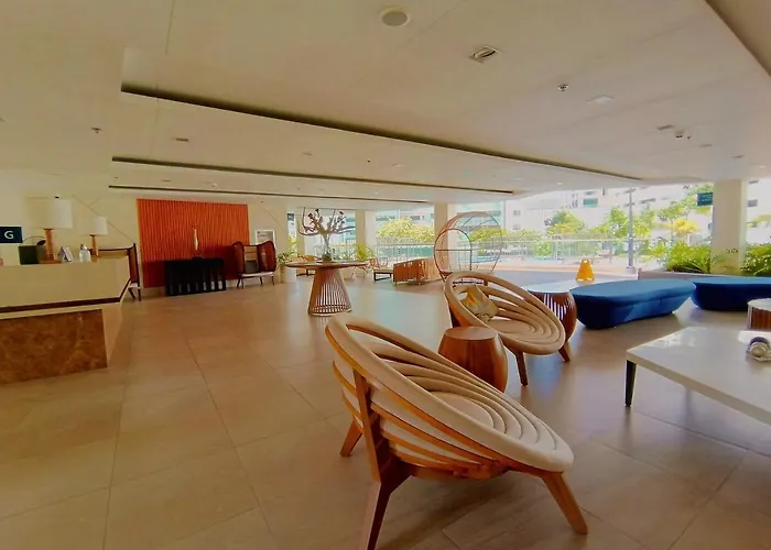 2311bt3 Solinea Unit Near Ayala Center *